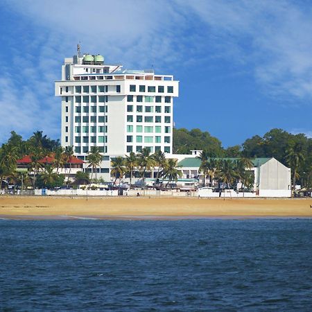 The Quilon Beach Hotel And Convention Center Kollam Exterior photo