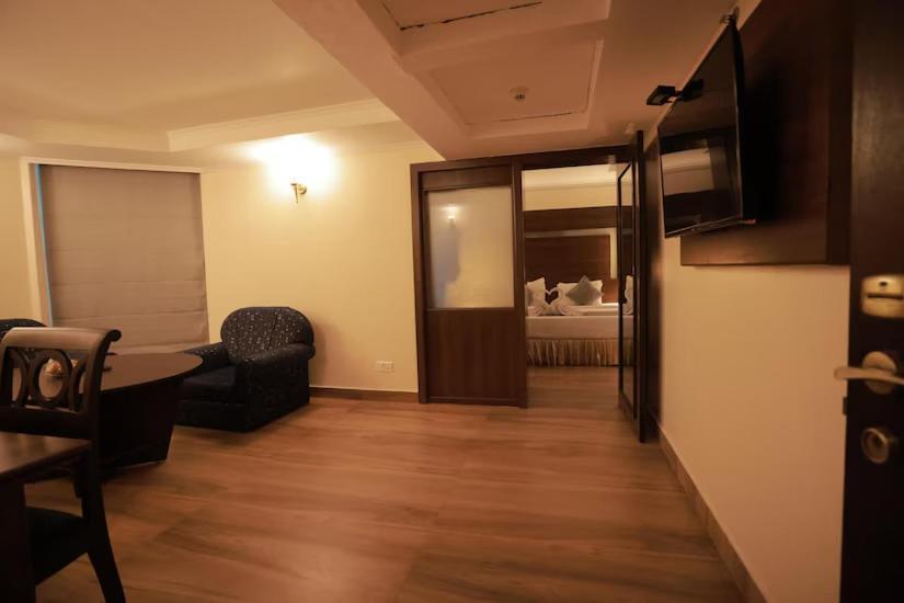 The Quilon Beach Hotel And Convention Center Kollam Exterior photo