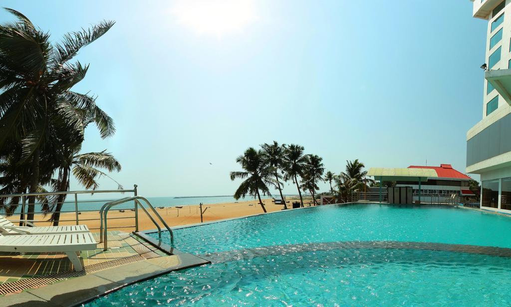 The Quilon Beach Hotel And Convention Center Kollam Exterior photo