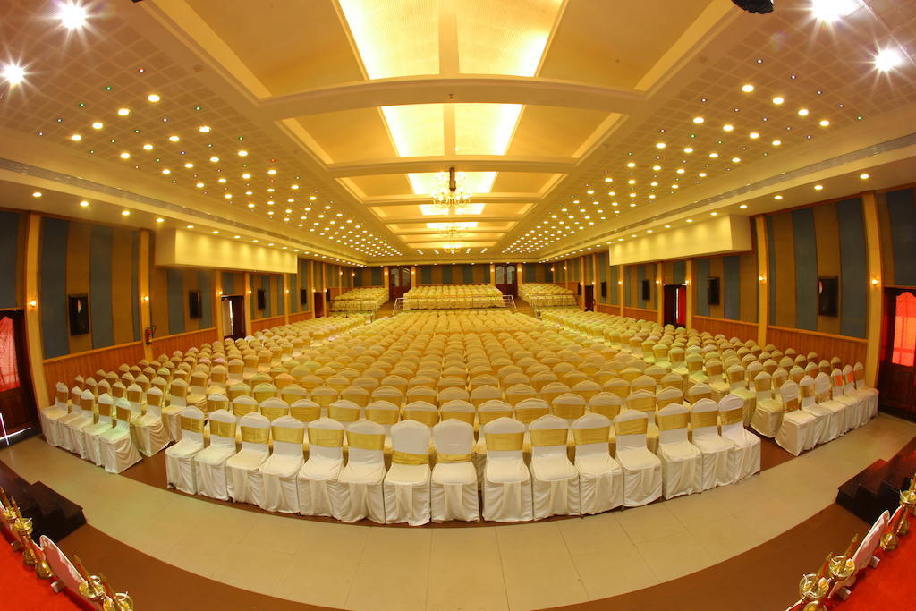 The Quilon Beach Hotel And Convention Center Kollam Exterior photo